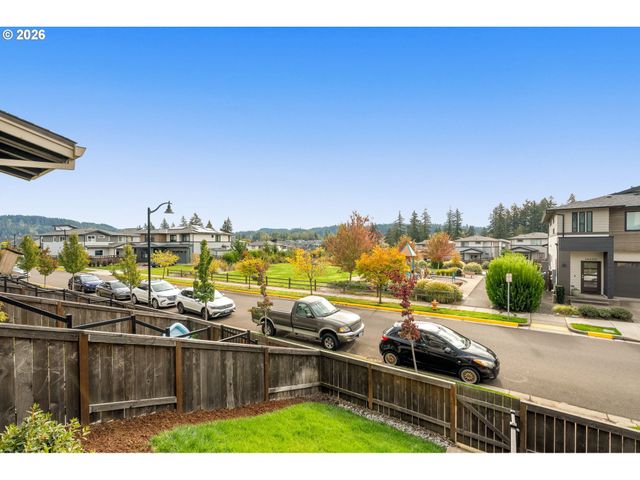 16545 Se SUNSHOWER Pl, Happy Valley, OR 97086