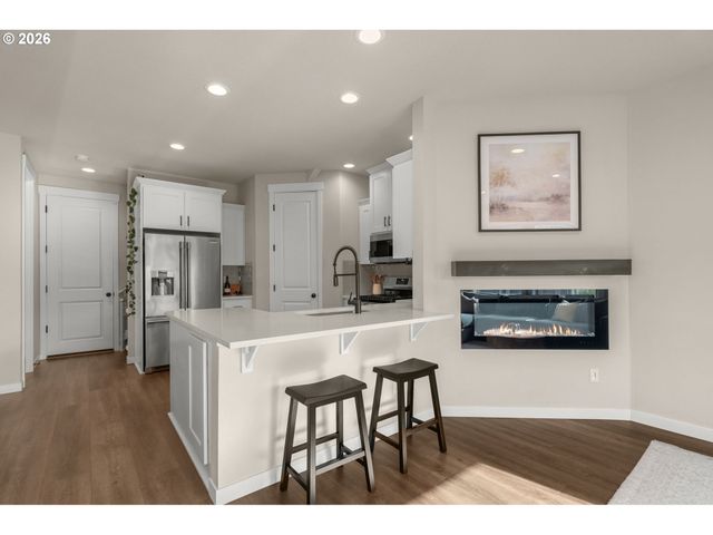 16545 Se SUNSHOWER Pl, Happy Valley, OR 97086