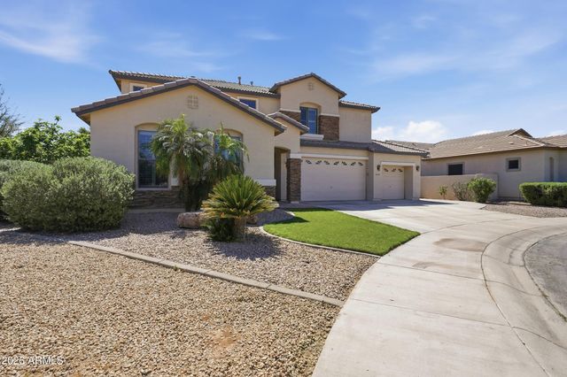 14231 W WINDWARD Avenue, Goodyear, AZ 85395