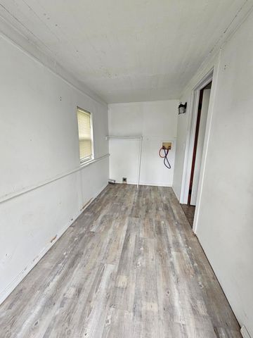 1215 Jefferson Avenue, West Plains, MO 65775