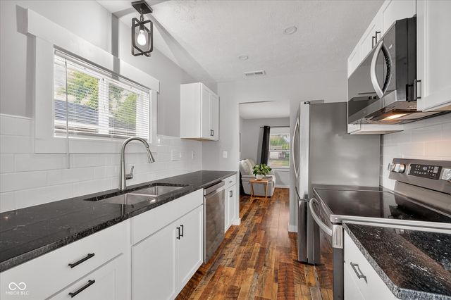 1451 Hamilton Drive, Noblesville, IN 46060