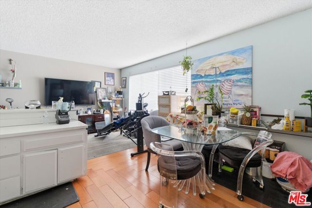 12438 Short Avenue 4, Los Angeles, CA 90066