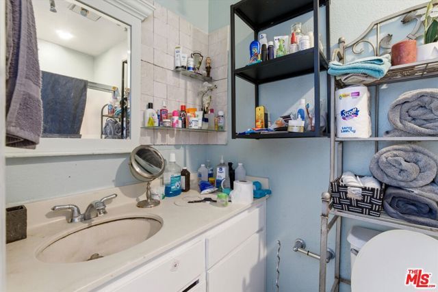 12438 Short Avenue 4, Los Angeles, CA 90066