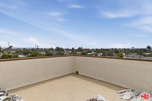 12438 Short Avenue 4, Los Angeles, CA 90066