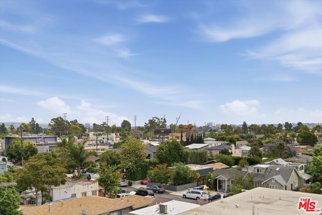 12438 Short Avenue 4, Los Angeles, CA 90066