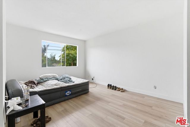 12438 Short Avenue 4, Los Angeles, CA 90066