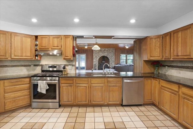 22731 NW 91ST COURT ROAD, Micanopy, FL 32667