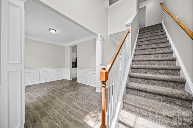 8246 Weeping Fig Lane, Charlotte, NC 28215