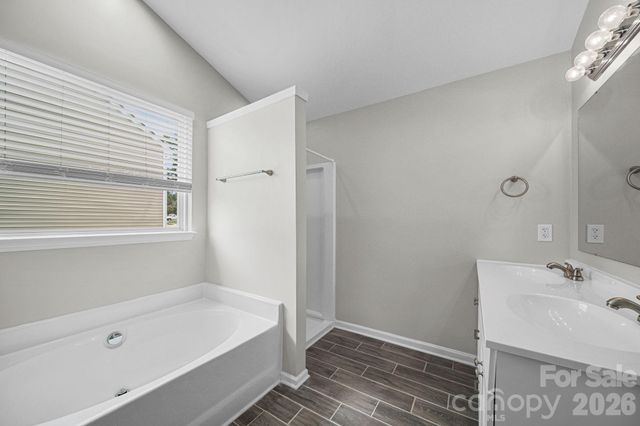 8246 Weeping Fig Lane, Charlotte, NC 28215