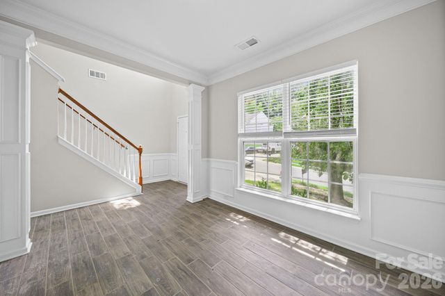 8246 Weeping Fig Lane, Charlotte, NC 28215