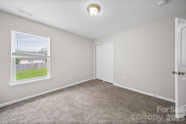 8246 Weeping Fig Lane, Charlotte, NC 28215