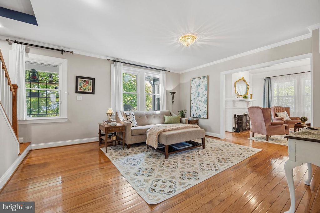 Image 16 of property listing at 3401 COPLEY RD, Baltimore, MD 21215