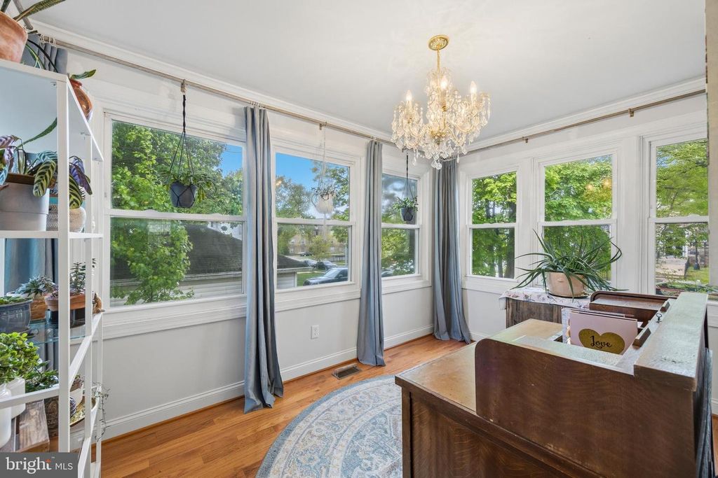 Image 18 of property listing at 3401 COPLEY RD, Baltimore, MD 21215