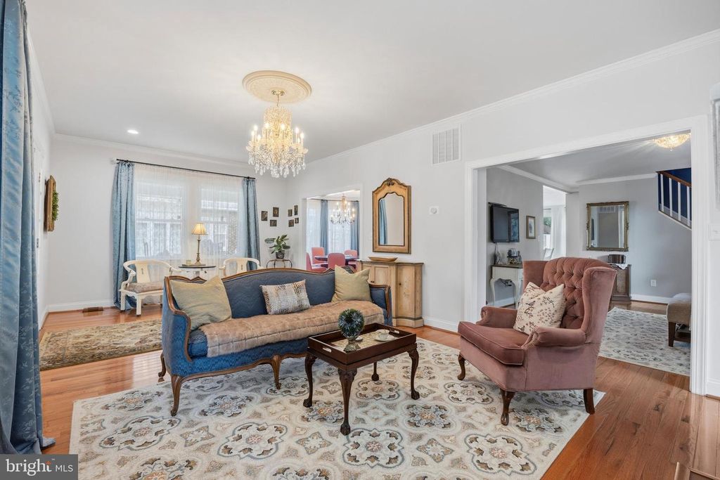 Image 19 of property listing at 3401 COPLEY RD, Baltimore, MD 21215