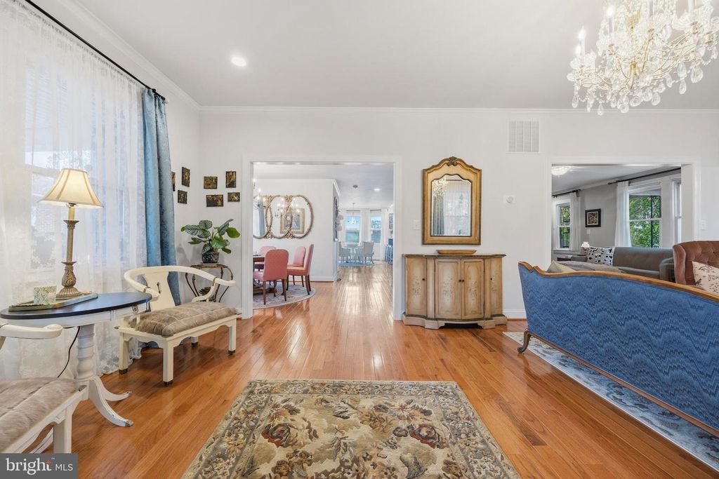 Image 21 of property listing at 3401 COPLEY RD, Baltimore, MD 21215