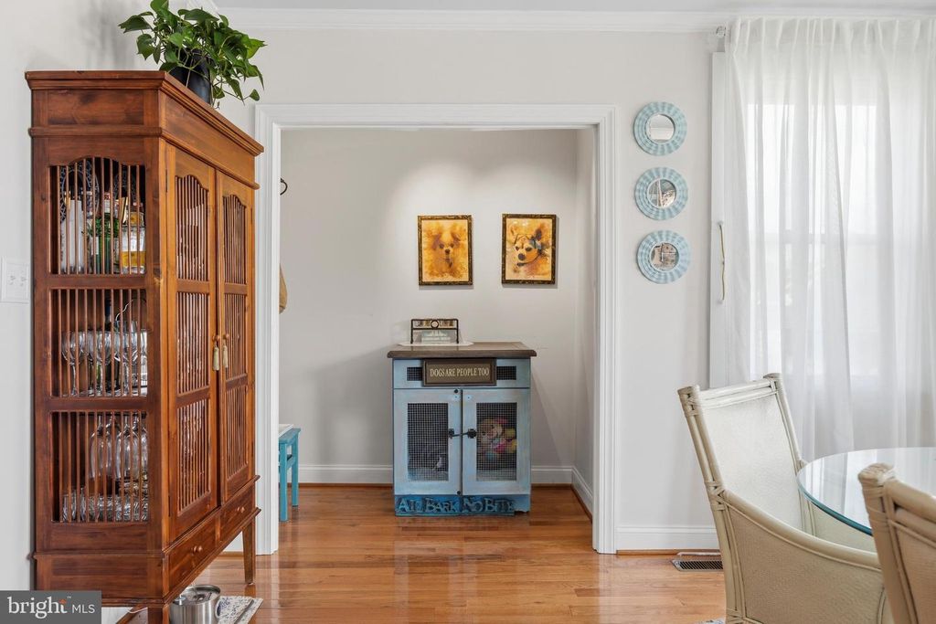 Image 27 of property listing at 3401 COPLEY RD, Baltimore, MD 21215