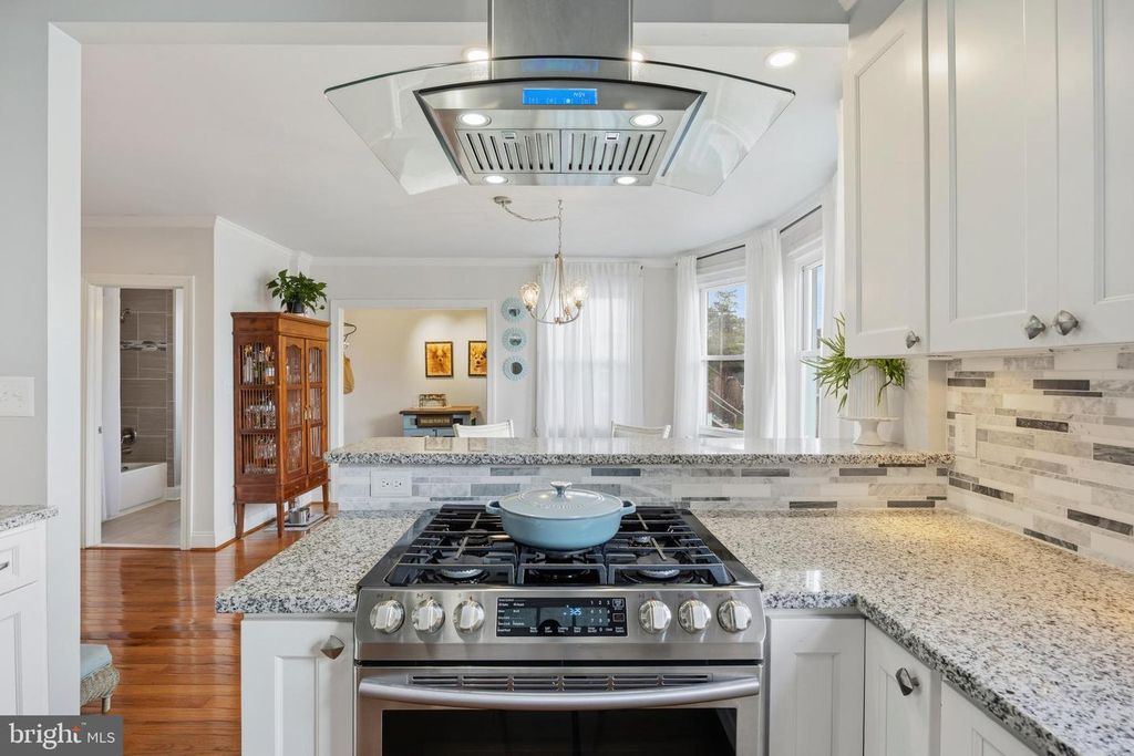 Image 31 of property listing at 3401 COPLEY RD, Baltimore, MD 21215