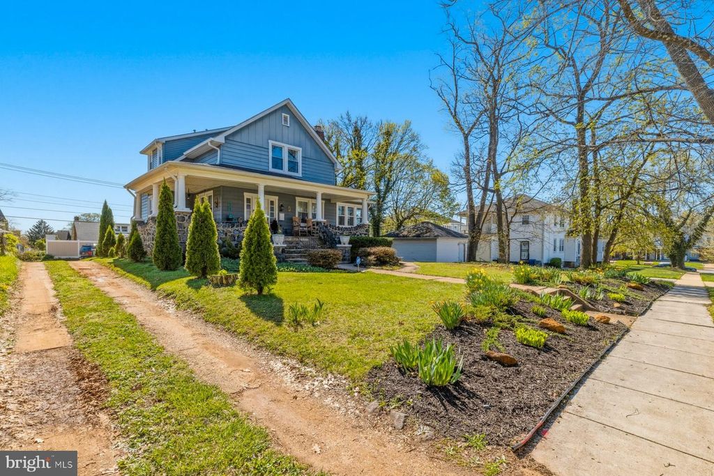 Image 6 of property listing at 3401 COPLEY RD, Baltimore, MD 21215