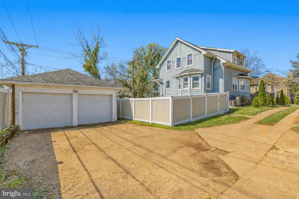 Image 61 of property listing at 3401 COPLEY RD, Baltimore, MD 21215