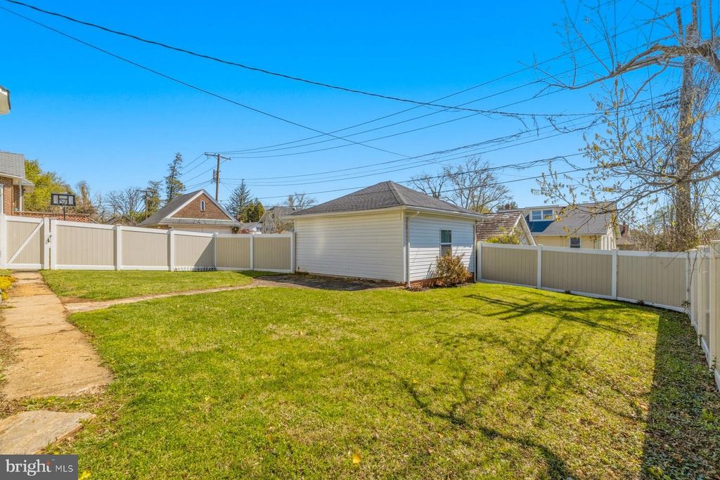 Image 62 of property listing at 3401 COPLEY RD, Baltimore, MD 21215