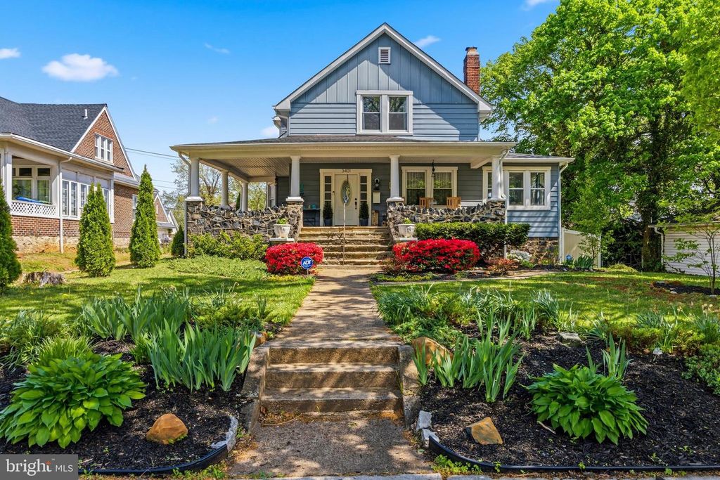 Image 8 of property listing at 3401 COPLEY RD, Baltimore, MD 21215