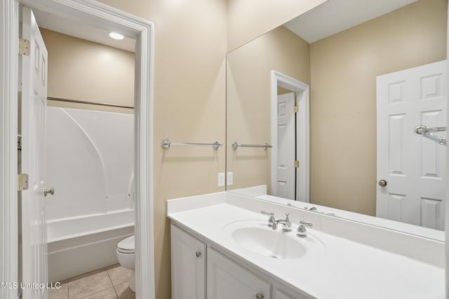 212 Whistlers Way, Hattiesburg, MS 39402