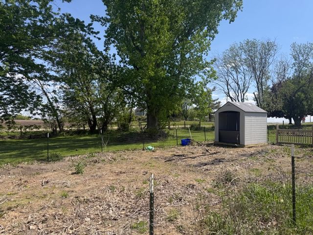 2755 Union Dr SW, Cedar Rapids, IA 52404