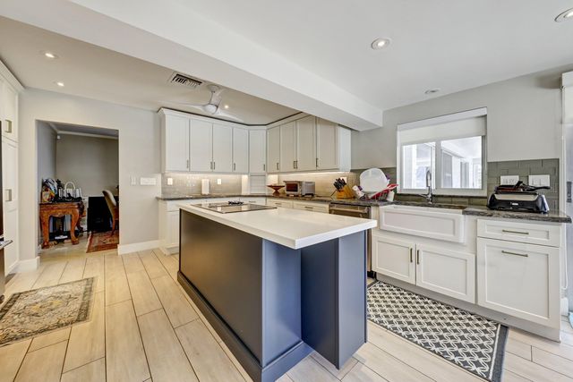 5921 NE 21st Circle Ne, Fort Lauderdale, FL 33308