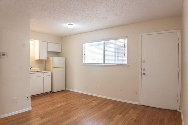 924 E Dean Keeton ST 222, Austin, TX 78705