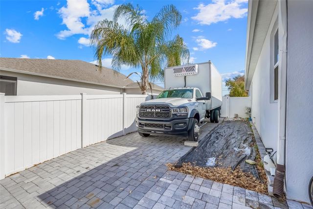 15211 SILVER EAGLE ROAD, Groveland, FL 34736