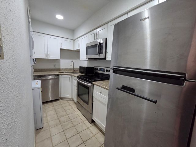 8055 Cambridge Street 58, Houston, TX 77054