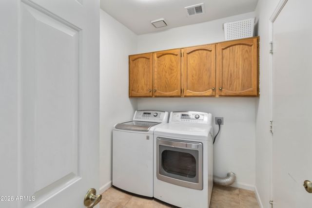 211 E RHEA Road, Tempe, AZ 85284