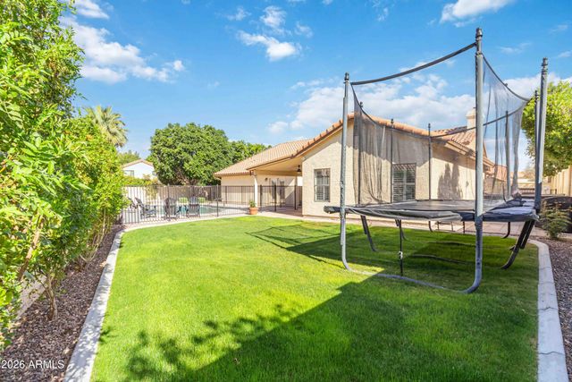 211 E RHEA Road, Tempe, AZ 85284