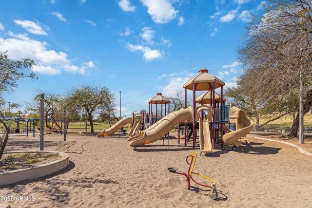 211 E RHEA Road, Tempe, AZ 85284