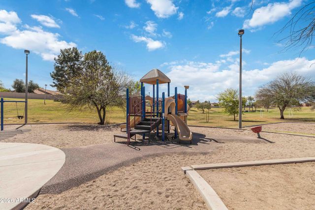 211 E RHEA Road, Tempe, AZ 85284