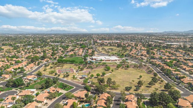 211 E RHEA Road, Tempe, AZ 85284