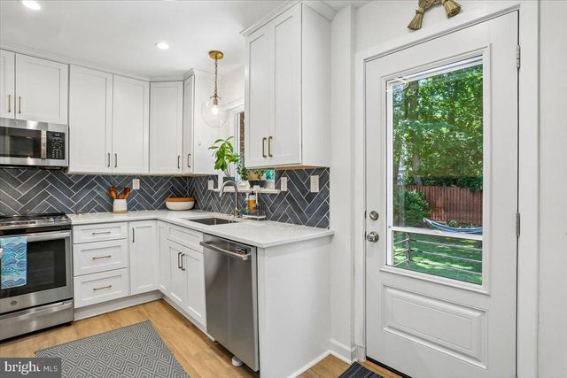 5113 FLANDERS AVE, Kensington, MD 20895