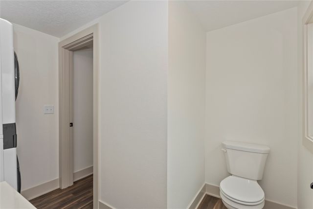 155 NW 2nd Street, Earlham, IA 50072