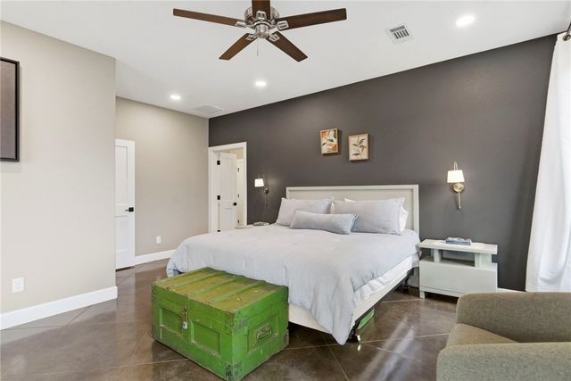 858 Gibson Hill Road, Farmington, AR 72730