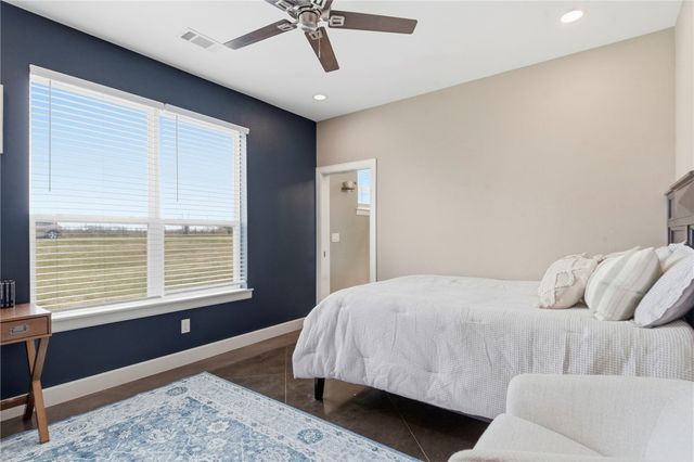 858 Gibson Hill Road, Farmington, AR 72730