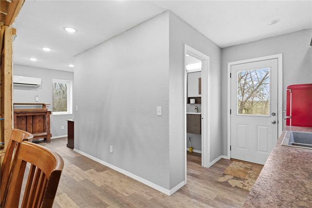 858 Gibson Hill Road, Farmington, AR 72730