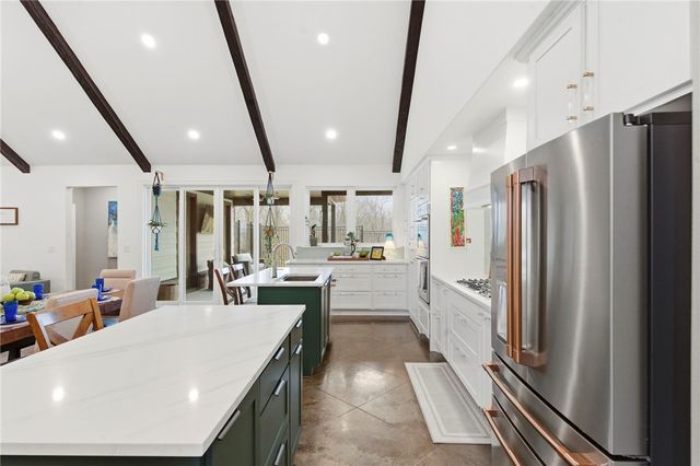 858 Gibson Hill Road, Farmington, AR 72730