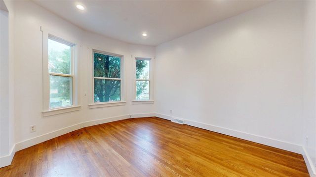 3628 Seminole Street, Detroit, MI 48214