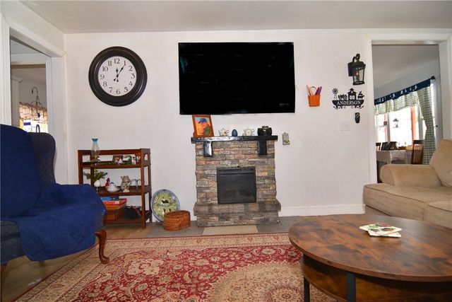 37 Gerald Street, Warwick, RI 02886