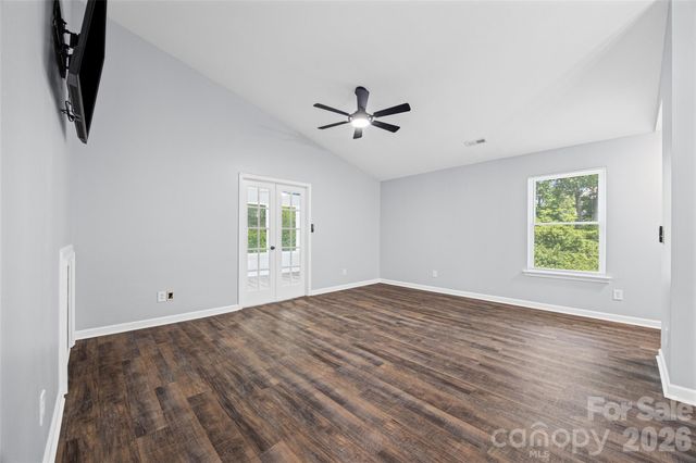 8119 Tremaine Court Unit E, Charlotte, NC 28227