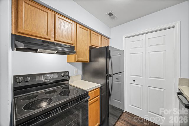 8119 Tremaine Court Unit E, Charlotte, NC 28227