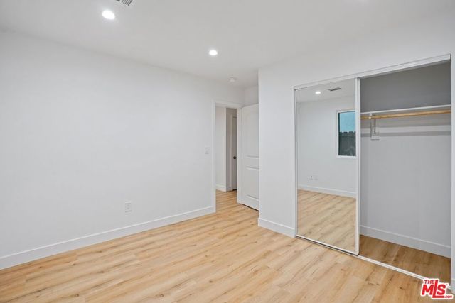 10422 Graham Avenue, Los Angeles, CA 90002