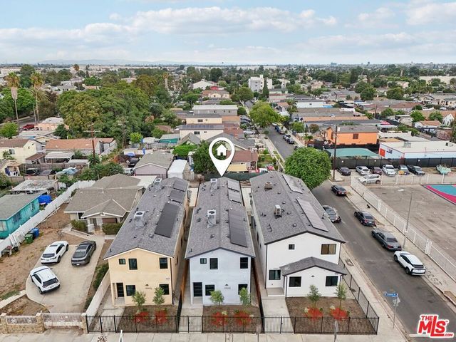 10422 Graham Avenue, Los Angeles, CA 90002