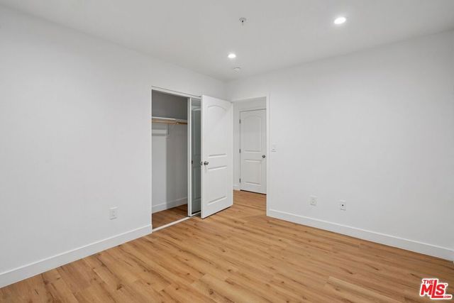 10422 Graham Avenue, Los Angeles, CA 90002