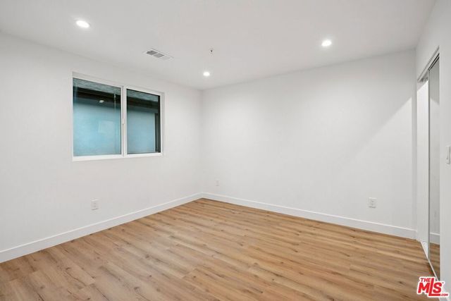 10422 Graham Avenue, Los Angeles, CA 90002